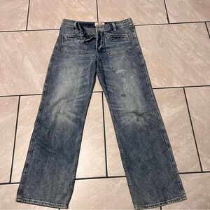 Women’s We The Free Sz 30 Modern Straight Distressed Jeans  Slit Front Pockets